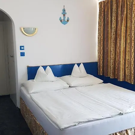Amigo Hotel