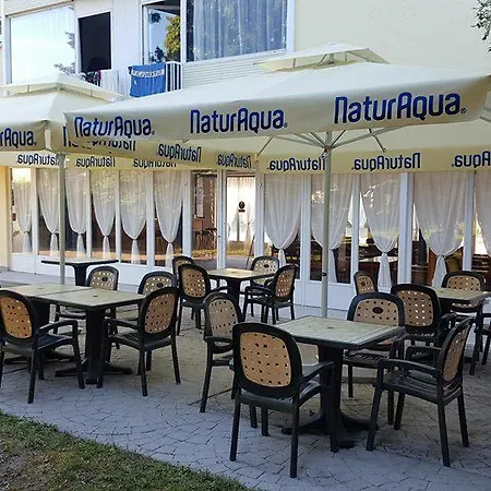 Hotel Amigo 2*