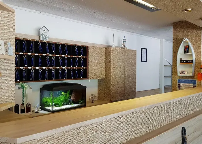 Amigo מלון זמראדי